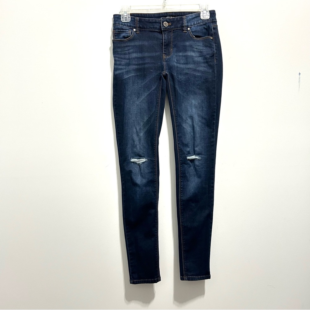 White House Black Market Women’s Skinny Legs Blue Denim Jeans